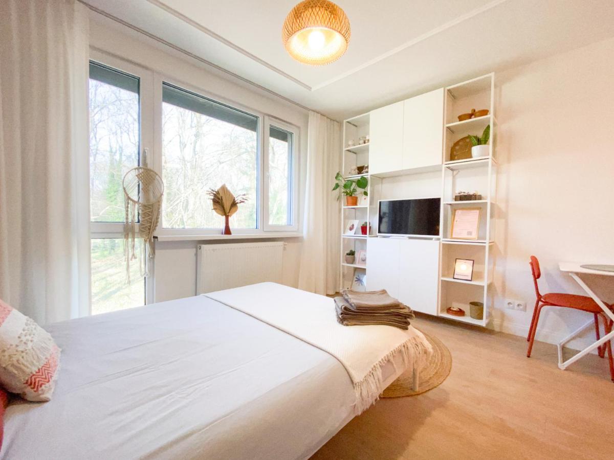 Apartament Fala Metro Sgh Klub Stodola Parking Parkview Fast Wifi Варшава Экстерьер фото
